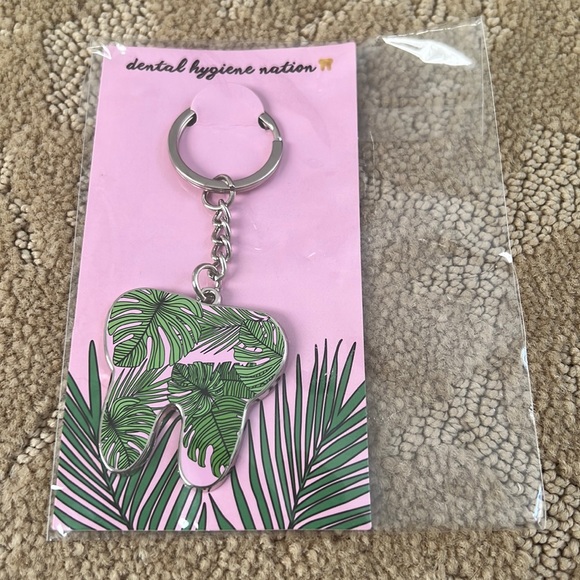 dental hygiene nation Accessories - Tooth keychain with palms